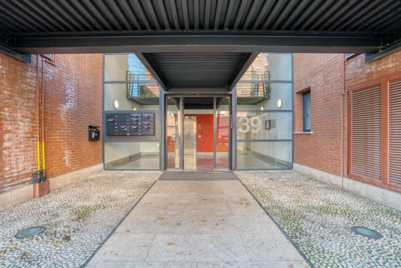 Caseospitali - Casa Di Bibi, Colorato Ed Elegante Bilocale Vicino Al Naviglio Martesana Per 4 Vimodrone Extérieur photo