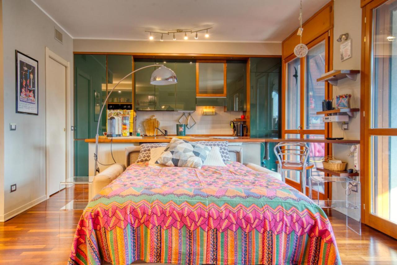 Caseospitali - Casa Di Bibi, Colorato Ed Elegante Bilocale Vicino Al Naviglio Martesana Per 4 Vimodrone Extérieur photo